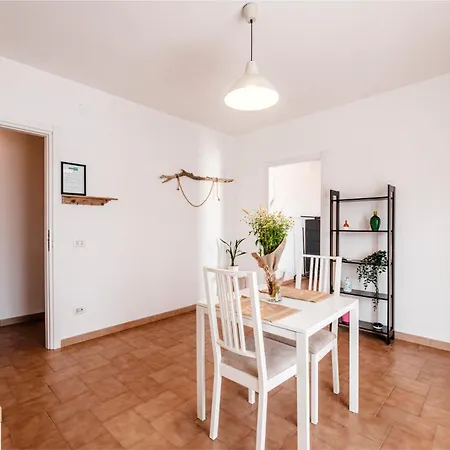 Acquaterra Apartment